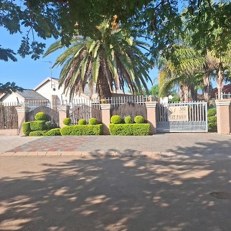 Vicky B Bed&Breakfast Mogwase Exterior foto